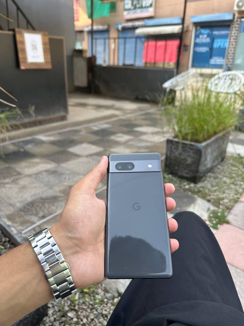 Google Pixel 7a 1