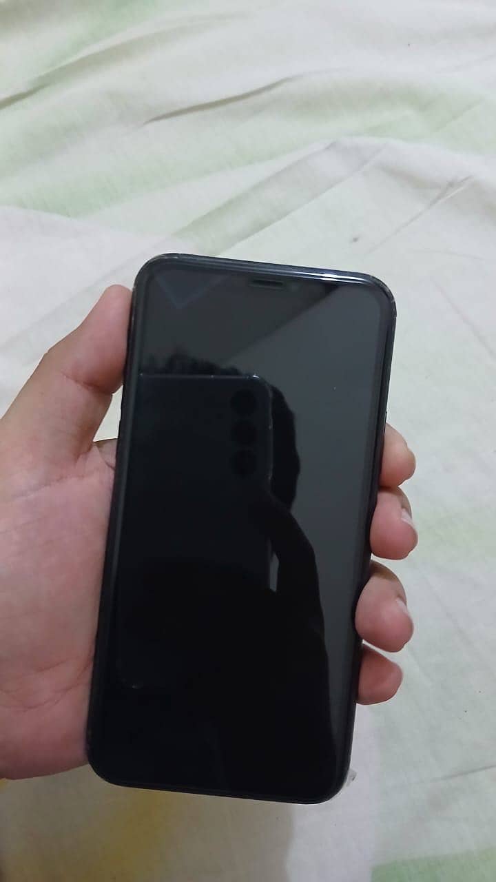 Apple iPhone 11 Pro 6