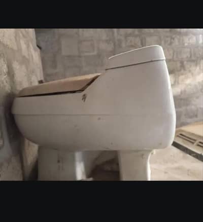 English toilet Commode