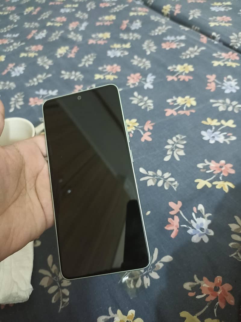 Xiaomi Redmi Note 13 Pro 3