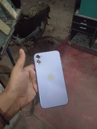 Apple iPhone 11