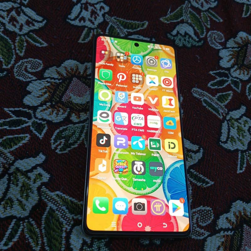 Tecno CAMON 30 1