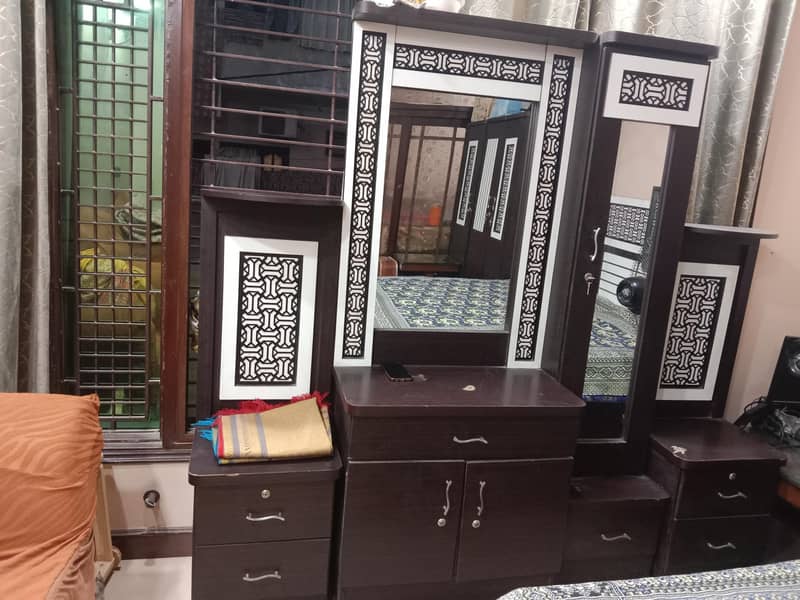 Excellent Condition 2