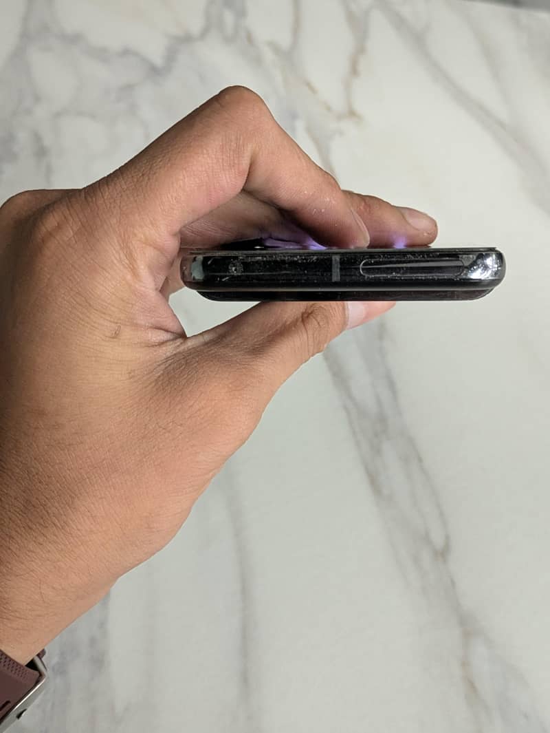 Google Pixel 8 Pro 10