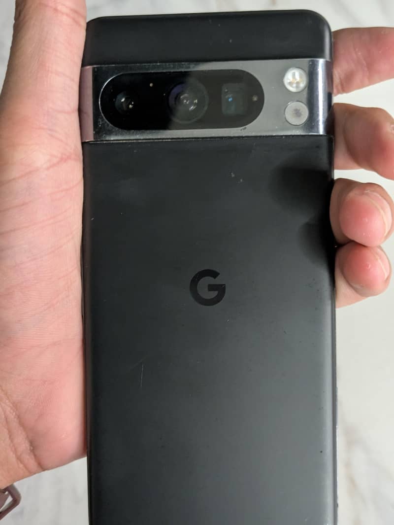 Google Pixel 8 Pro 12