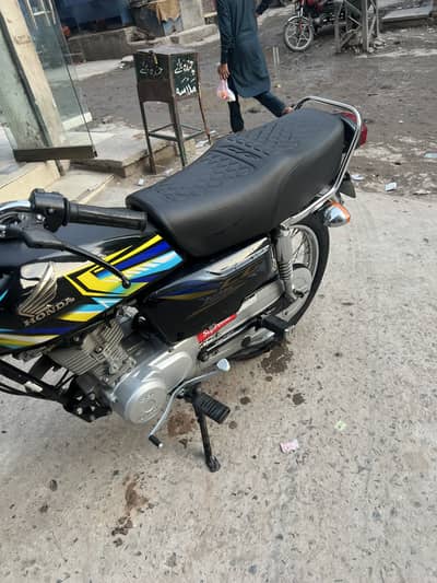 Honda 125 Black Clr