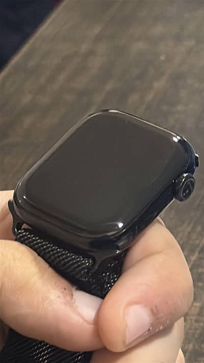 APPLE WATCH 42MM SERIES 11 - BLACK COLOUR WITH BOX AND ACCESSORIES