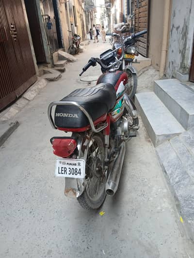 Honda CD 70 2017 B model 03104739541.