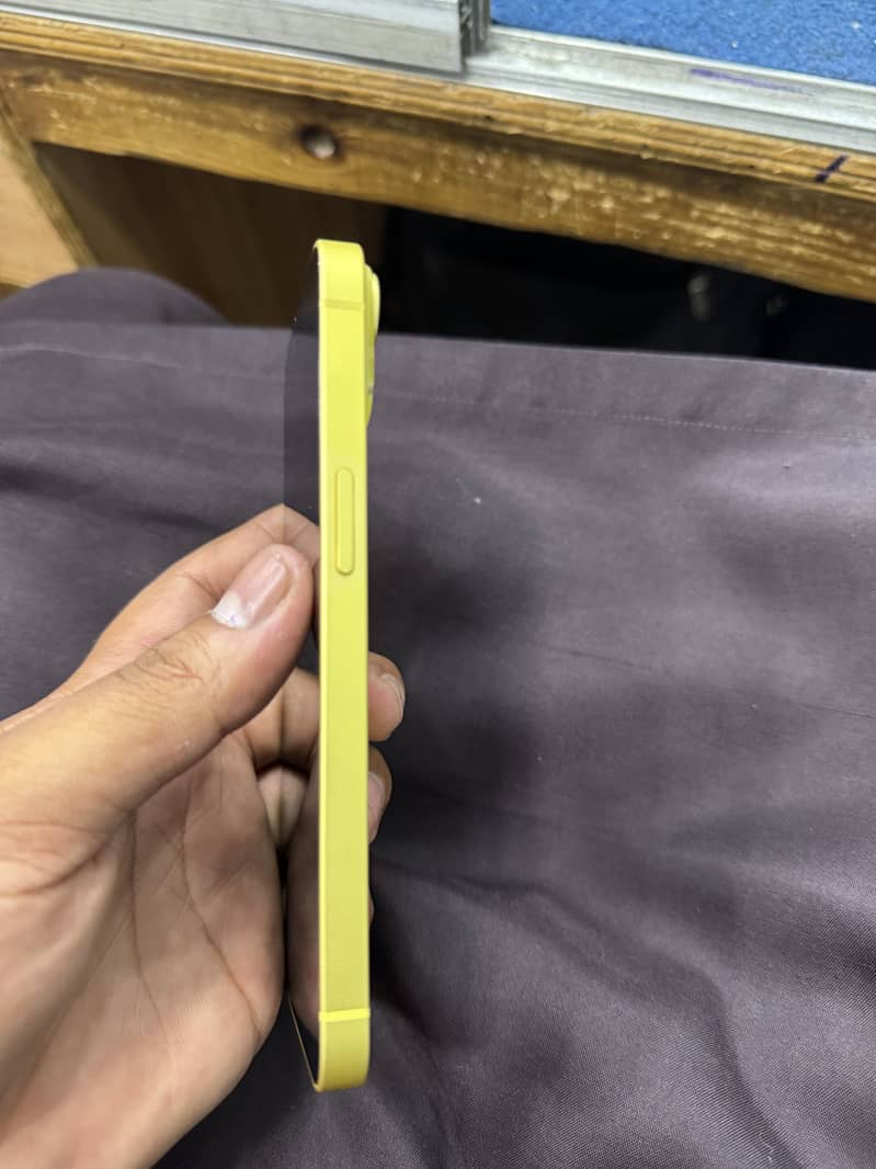 Apple iPhone 14 1