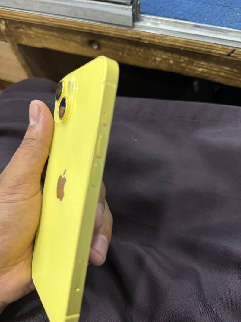 Apple iPhone 14 6