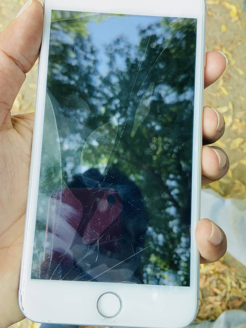 Apple iPhone 7 Plus 2