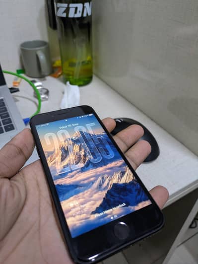 Apple iPhone SE 2020