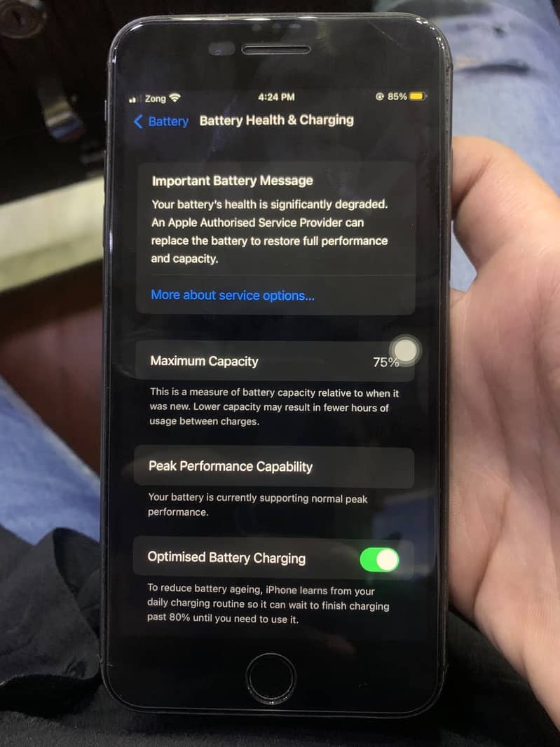 Apple iPhone 8 Plus 3