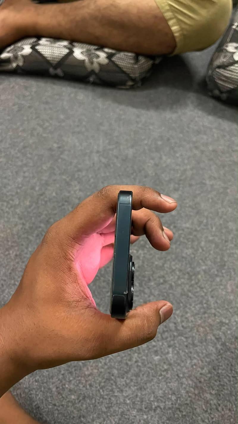 Apple iPhone 14 1