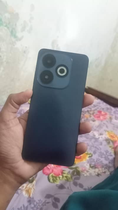 Infinix Smart 8 Pro 4+4 128 gb exchange posibal
