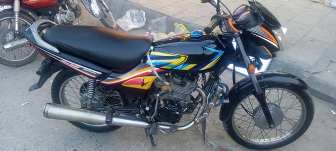 Honda 125 Dream 2017 Model – Excellent Condition