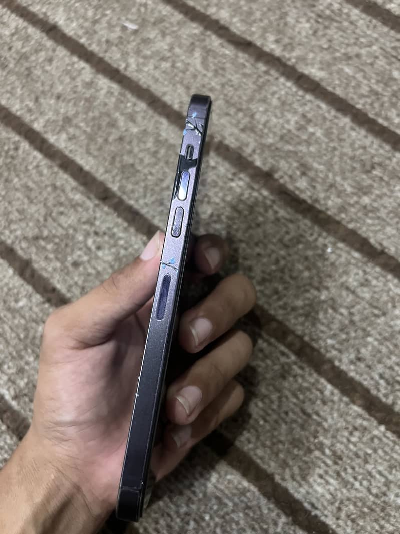 Apple iPhone 14 Pro Max 2