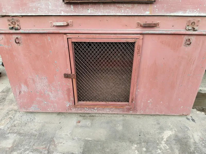 Hens cages. — photo 2