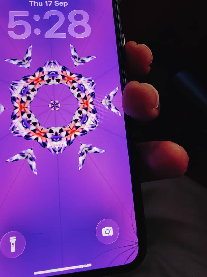 iPhone 11 pro 7