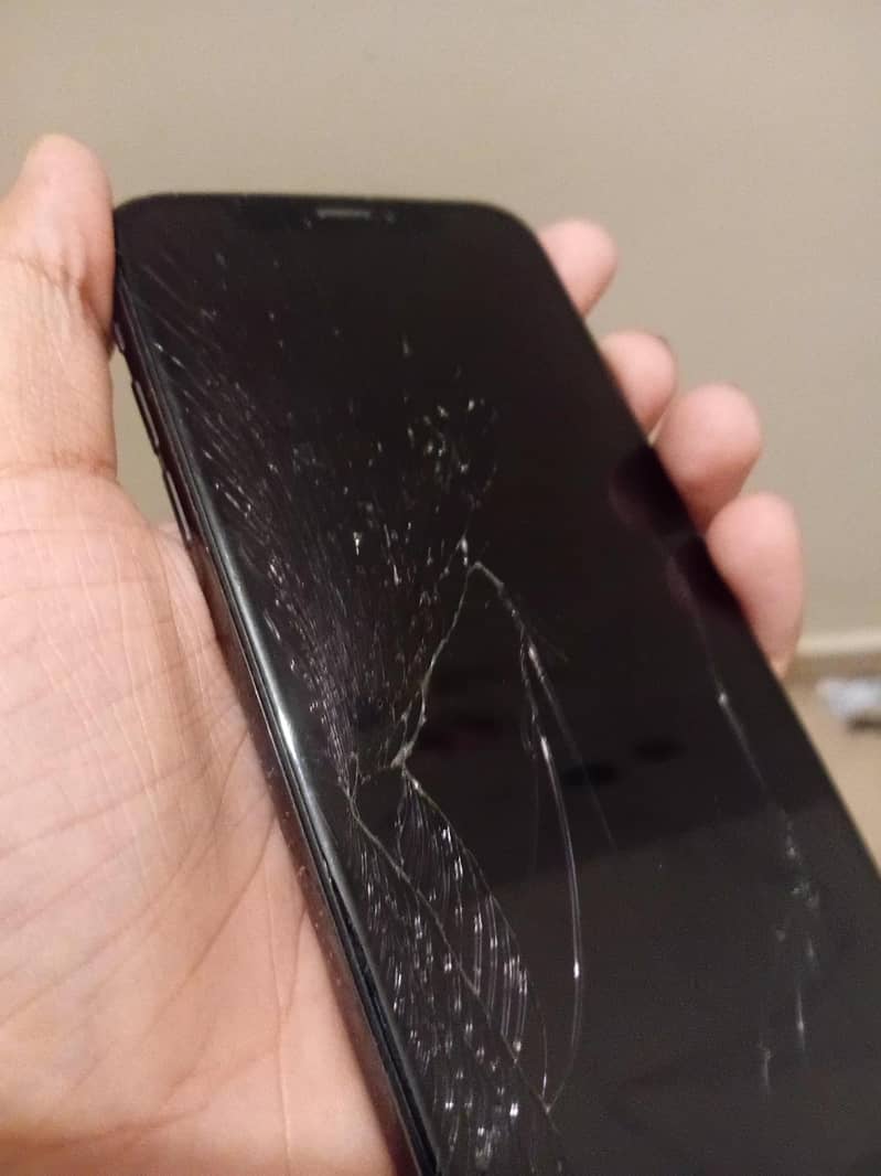 Apple iPhone X read description 1
