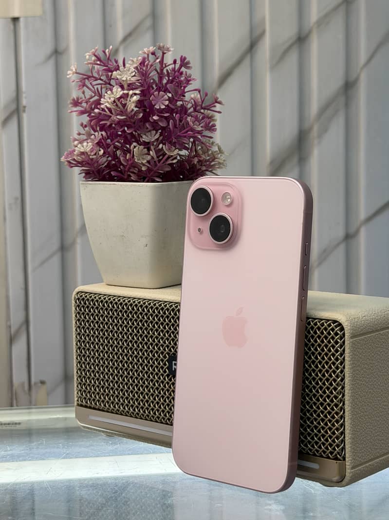 Apple iPhone 15 4