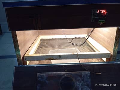 incubators / egg hatching machine / fully automatic incubator