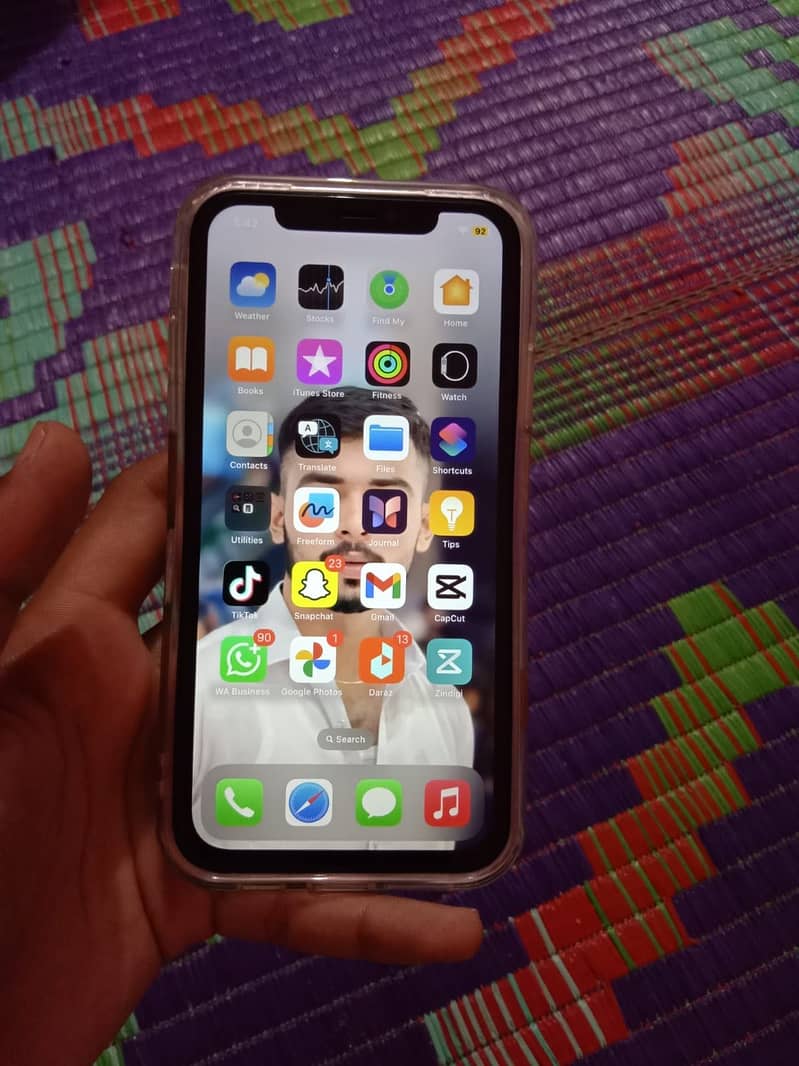 Apple iPhone XR 0