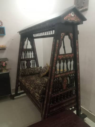 Beautiful Wooden Jhula  for Sale – Excellent Condition