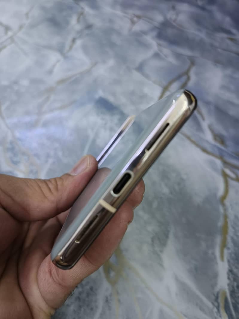Google Pixel 7 Pro 6