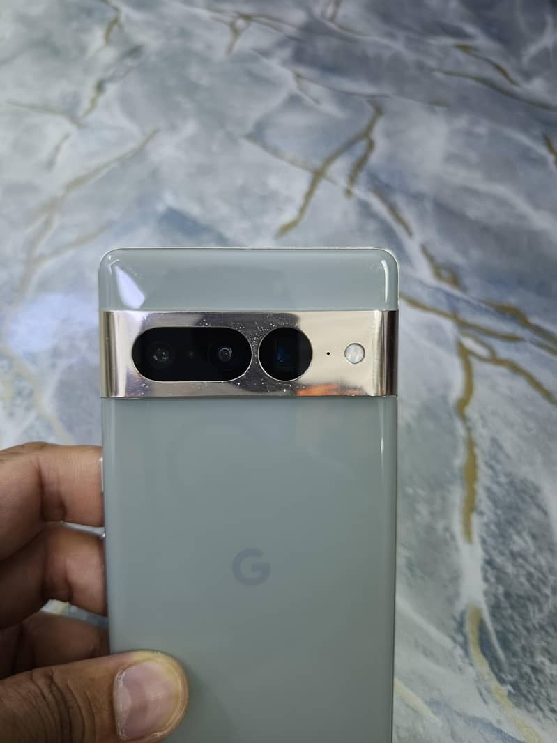 Google Pixel 7 Pro 8