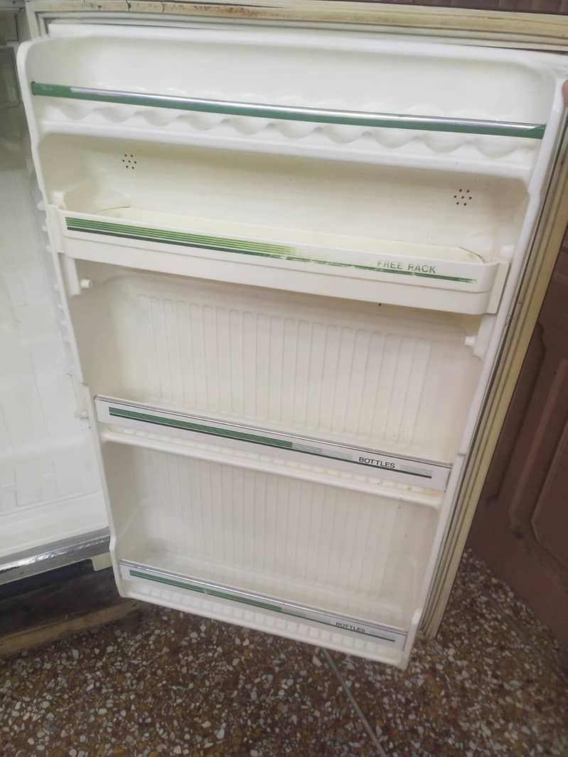 Refrigerator 1