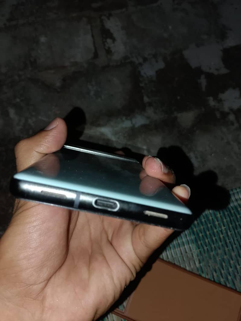 Google Pixel 6a 5
