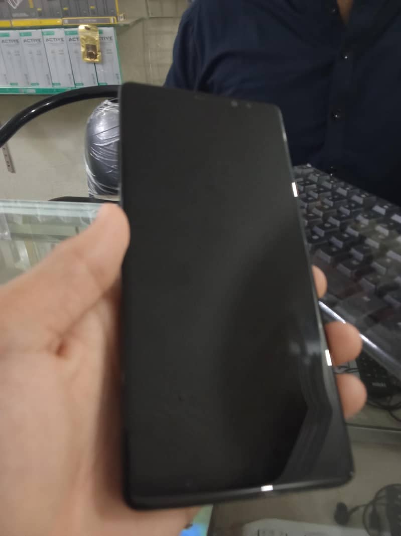 Samsung Mobile Note 8 1