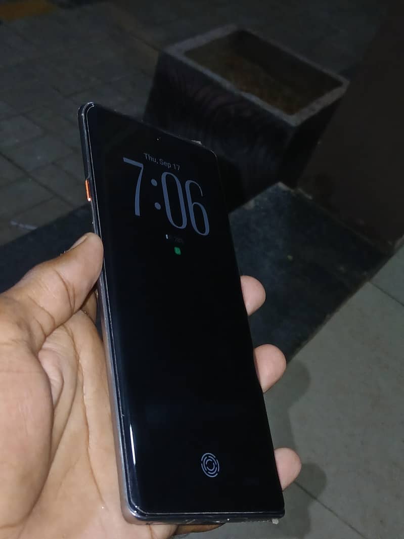 Tecno CAMON 40 Pro 7