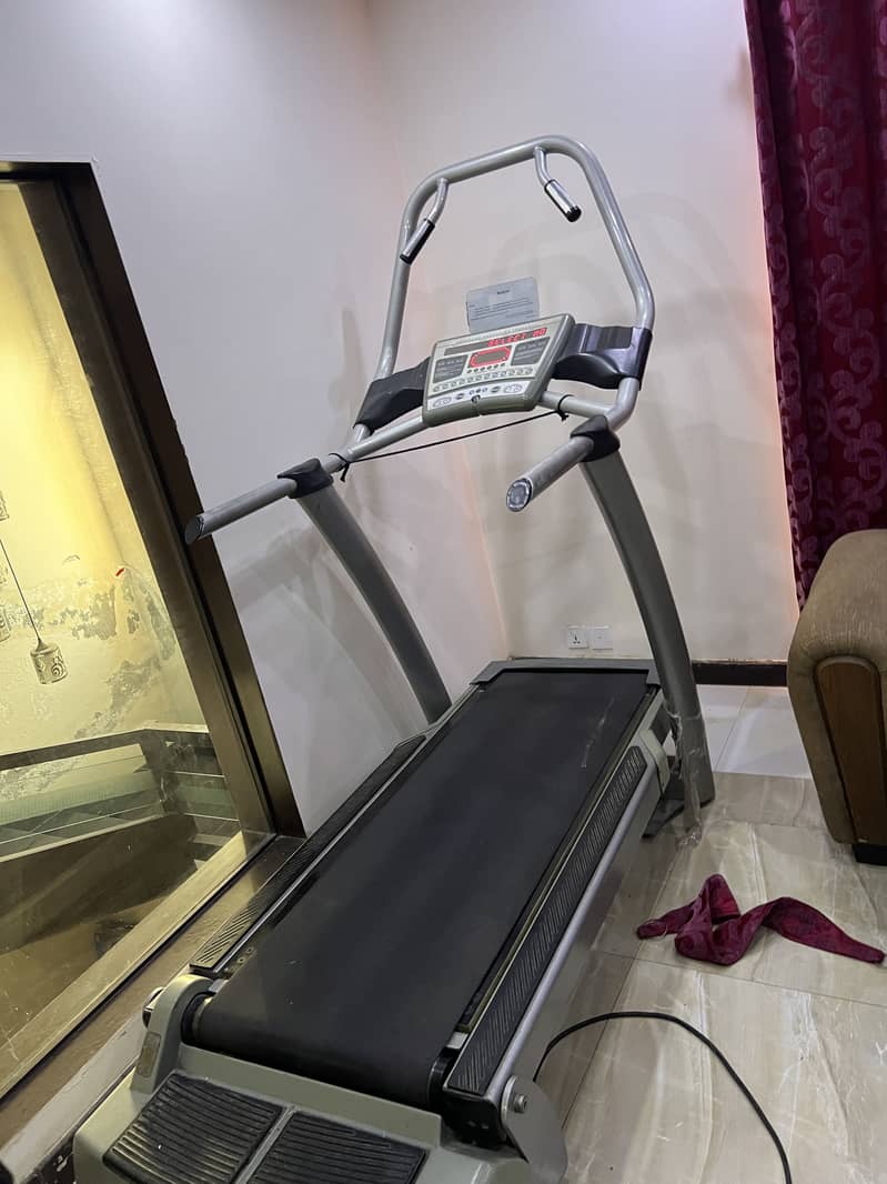 Treadmill 0