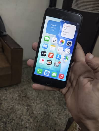Apple iPhone SE