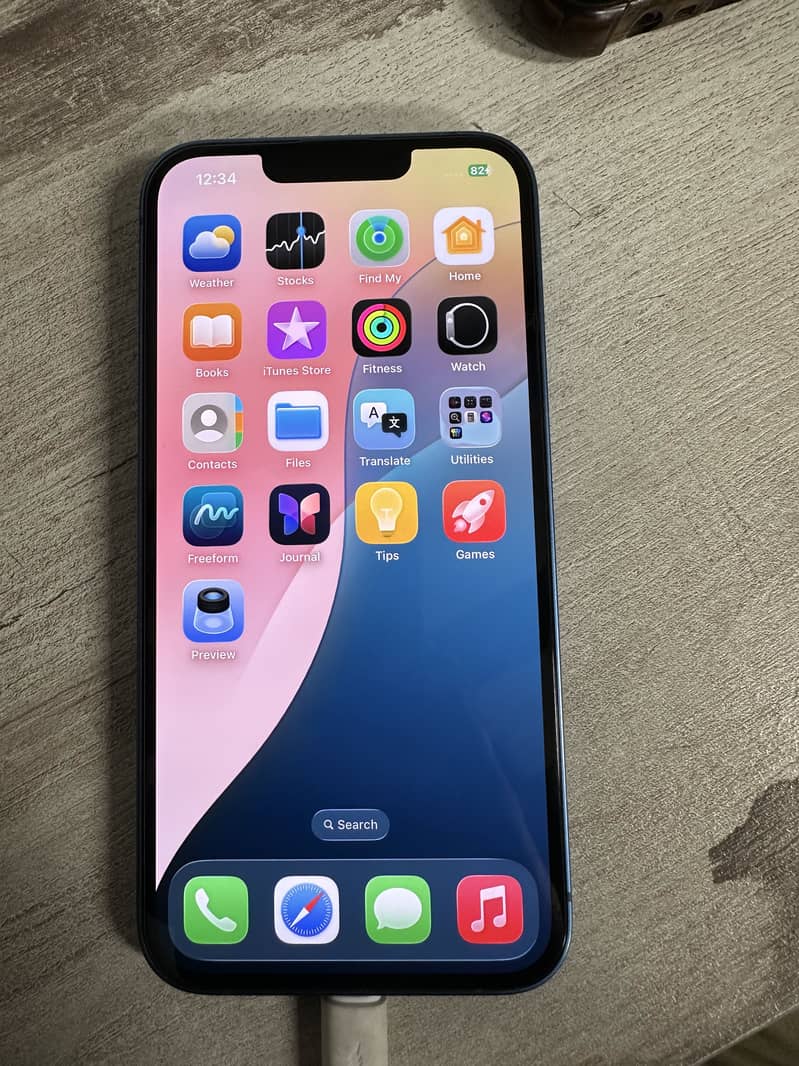 Apple iPhone 13 1
