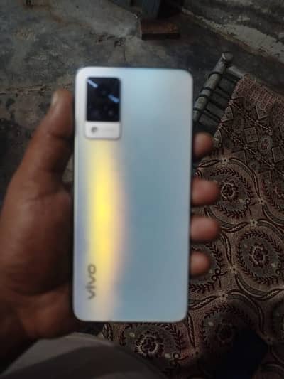 Vivo V21 8+4/128