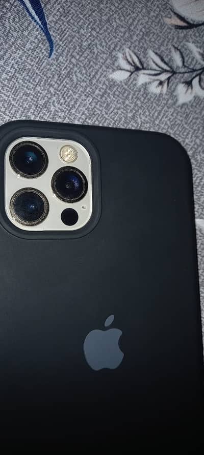 Apple iPhone 12 Pro