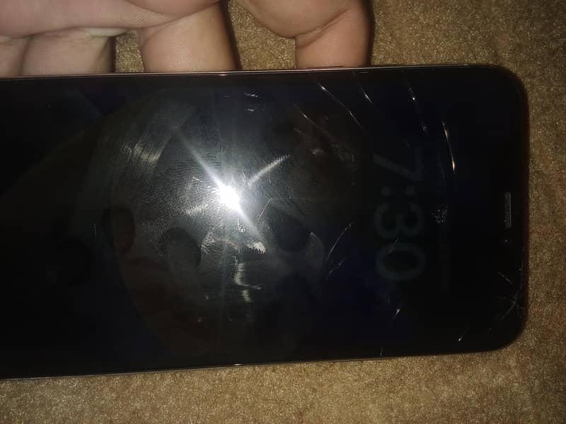 Apple iPhone X 0