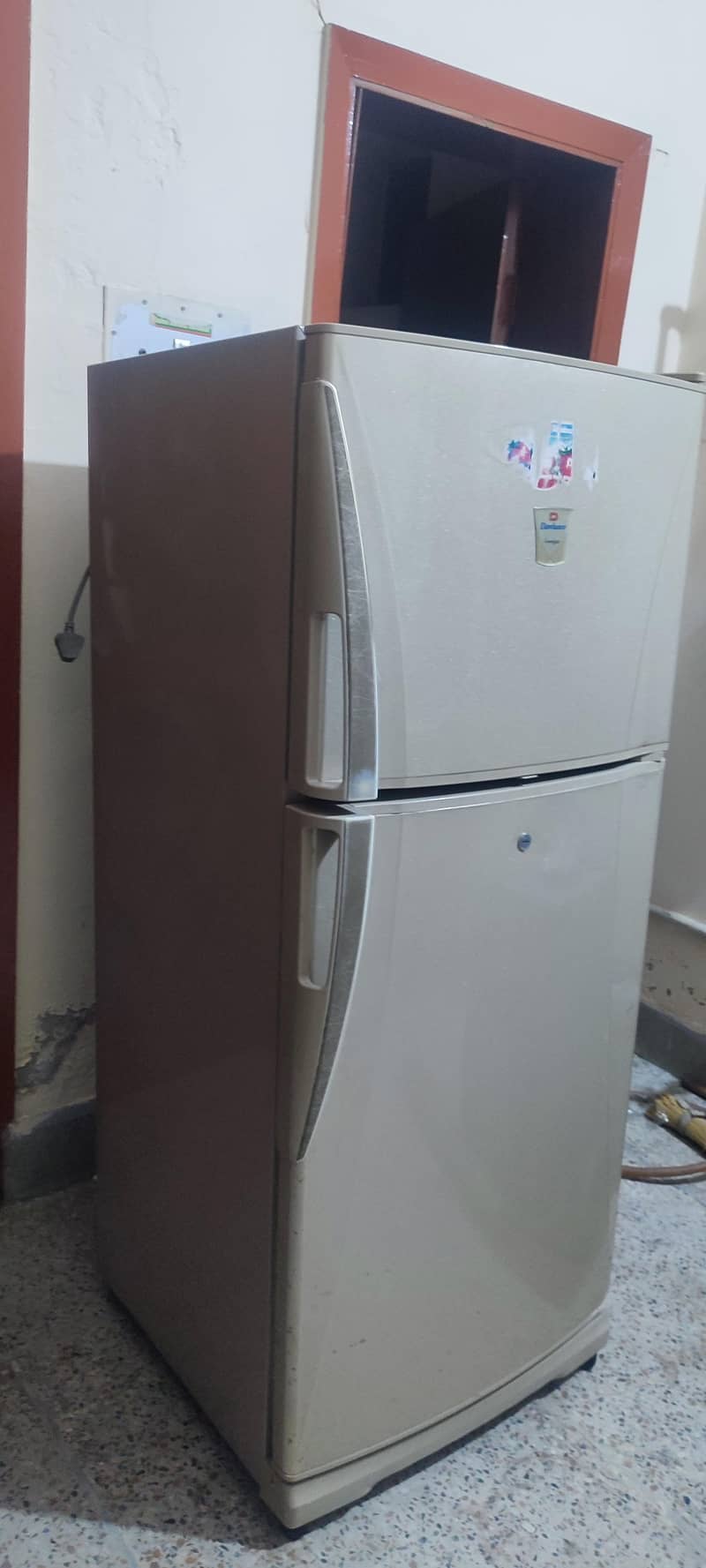 Dawlance Frige 1