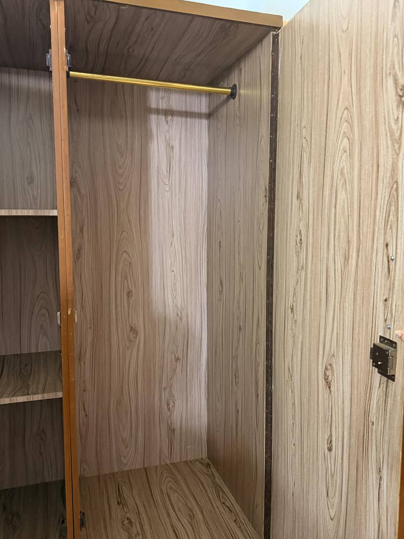 wardrobe 1