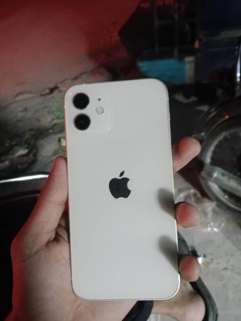 Apple iPhone 12 0