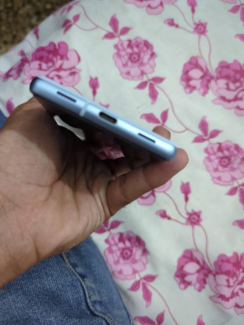 Google Pixel 7a 1