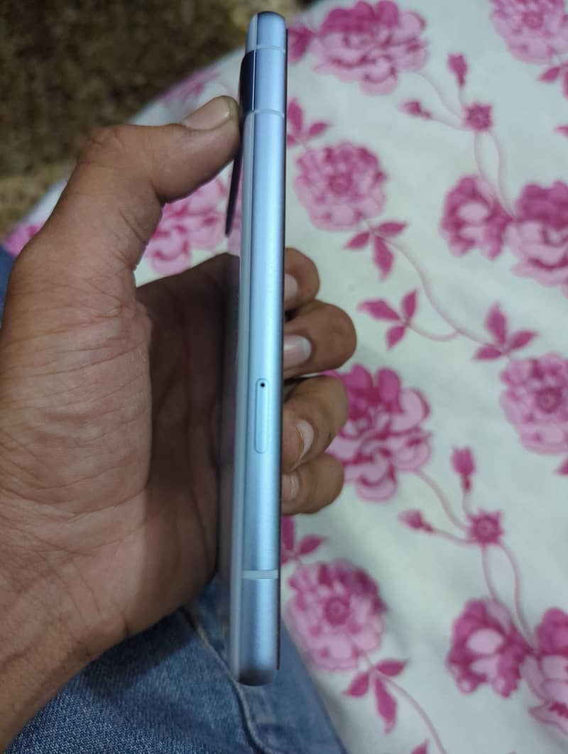 Google Pixel 7a 3