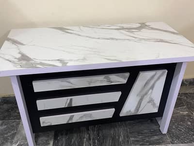 Office table