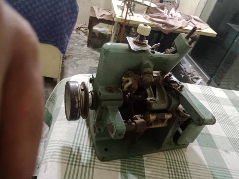 over lock machine 1