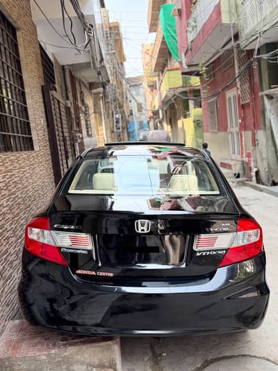 Honda Civic Oriel 2013