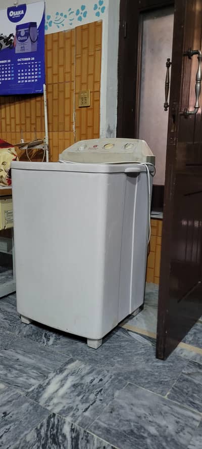 Toyo Washing Machine
