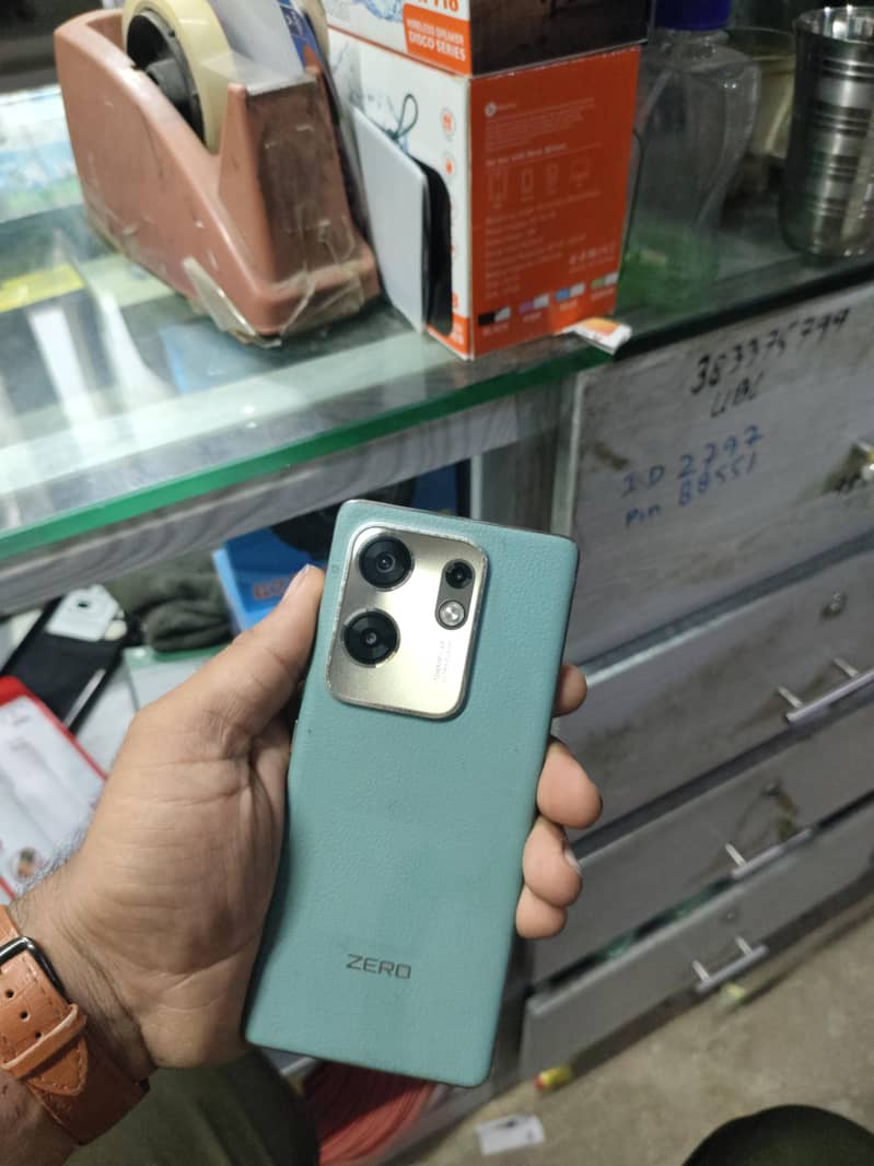 Infinix Zero 30 1